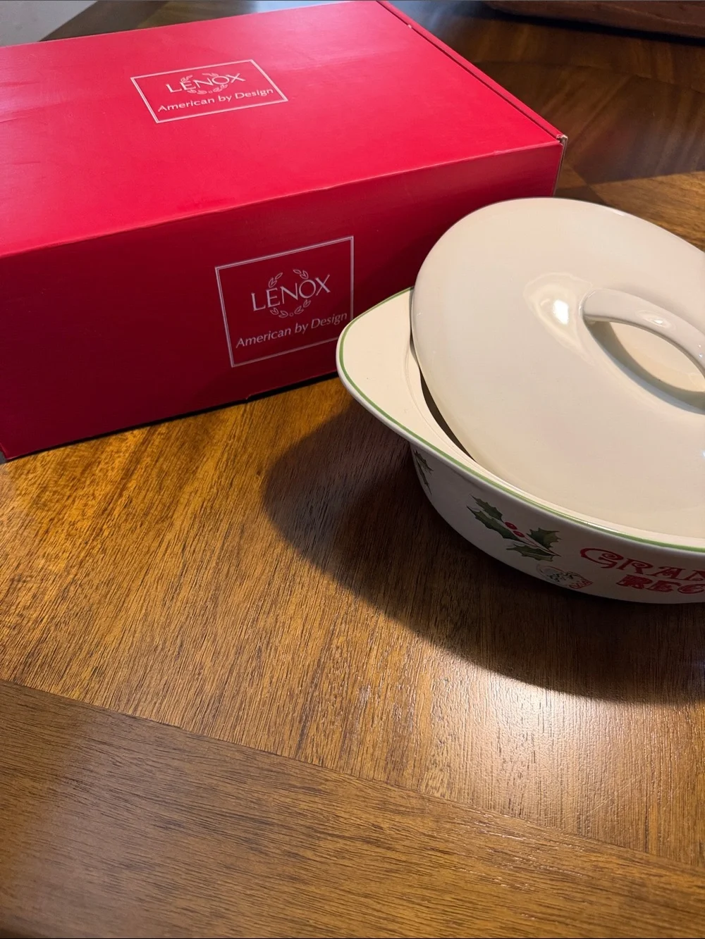 Grandma's Recipe Holiday Serving Casserole Dish - White and Red